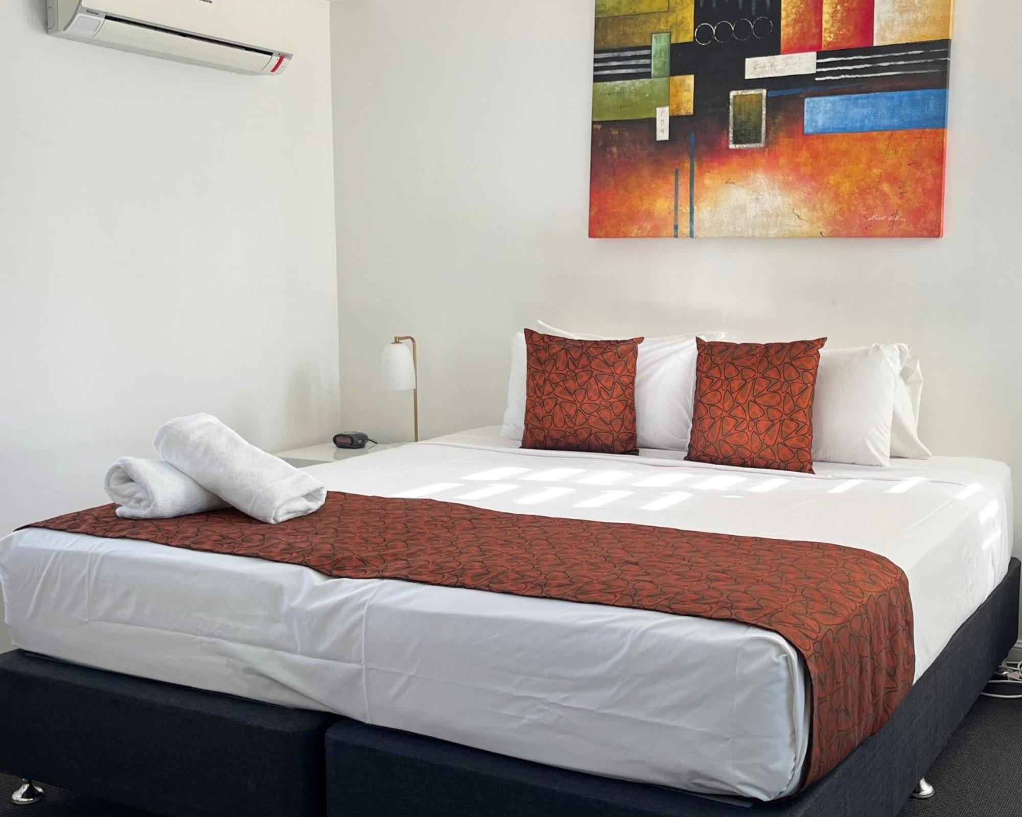 South Pacific Plaza - Official Lejlighedshotel Broadbeach Eksteriør billede
