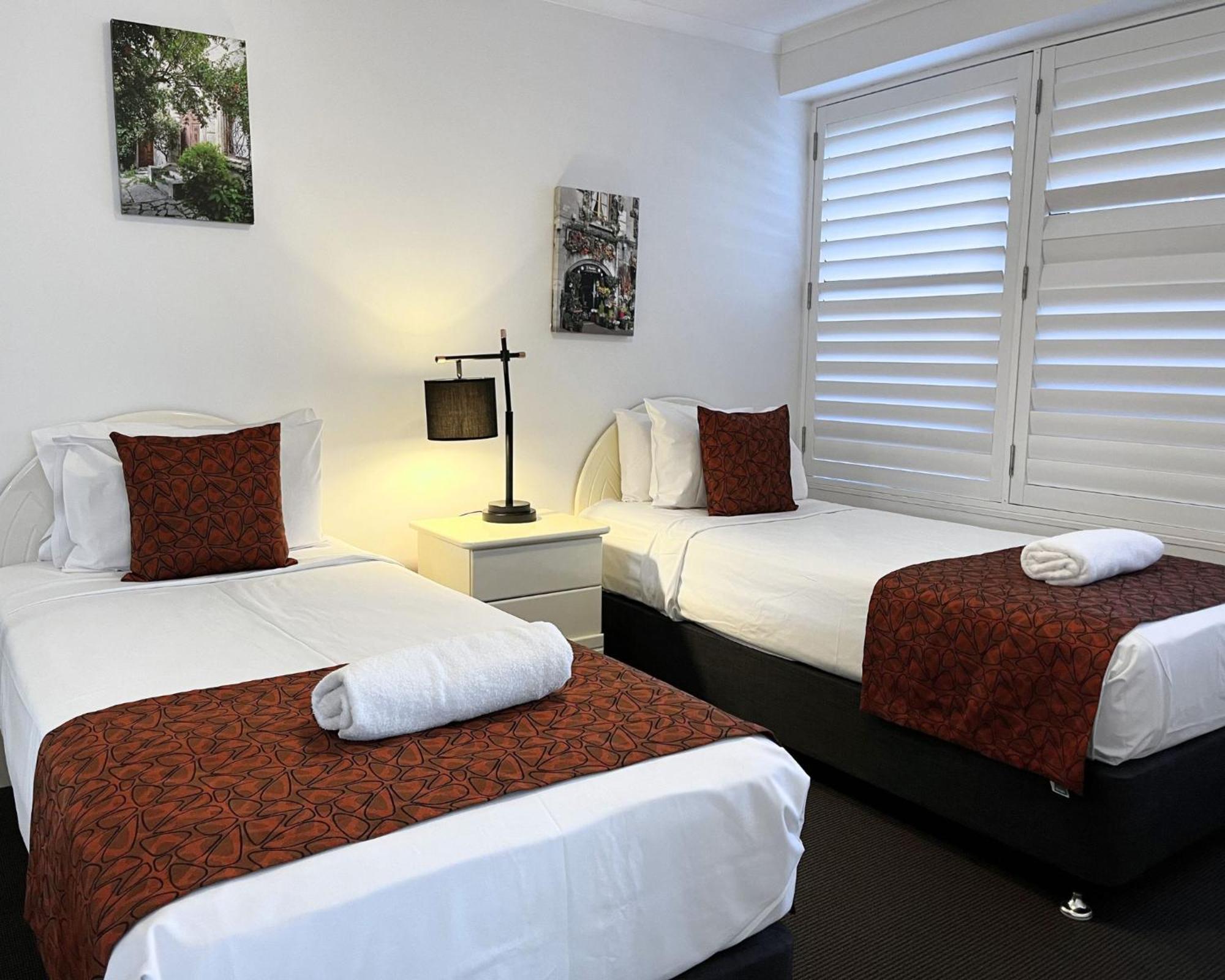 South Pacific Plaza - Official Lejlighedshotel Broadbeach Eksteriør billede